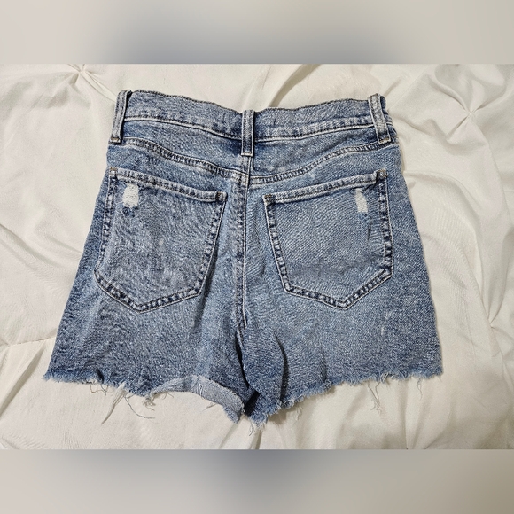 Jeans - Picture 2 of 3